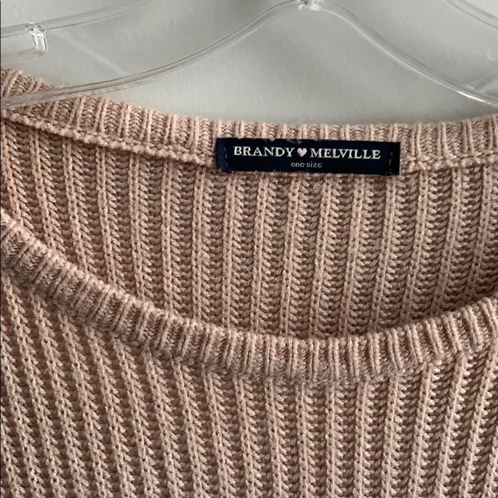 Brandy Melville Oversized Sweater - Picture 2 of 2